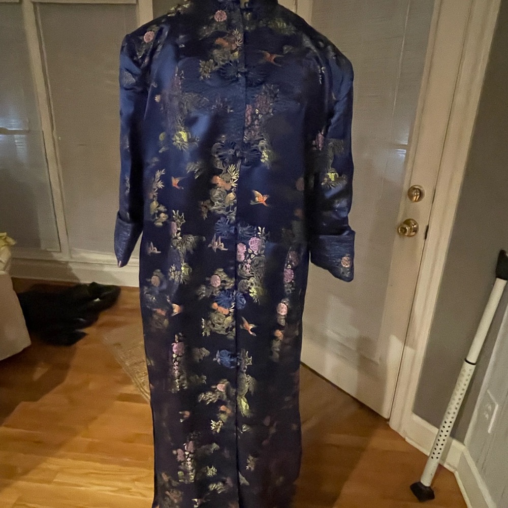 SHENG TANGKUYI Silk Kimono in blue Size X L New without tags